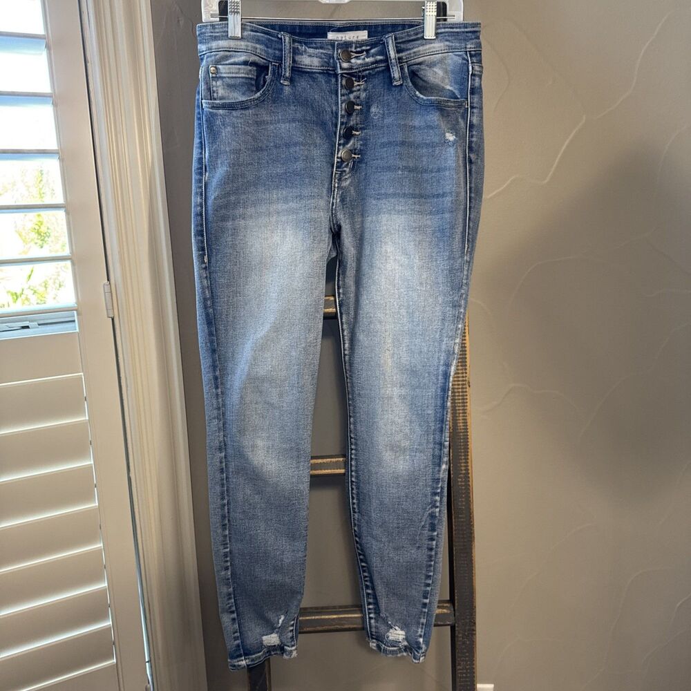 Nature Womens Denim Jeans Size 11/29 Light Wash Distressed